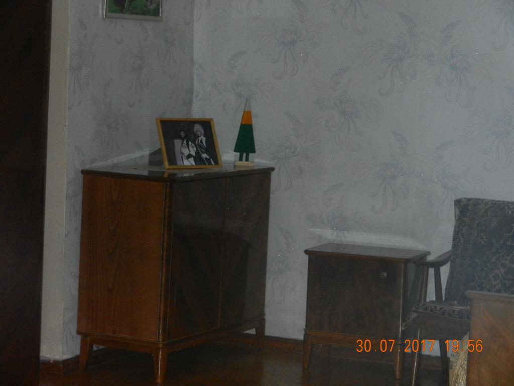 Marina Chartolani'S Guest House Mestia Ngoại thất bức ảnh