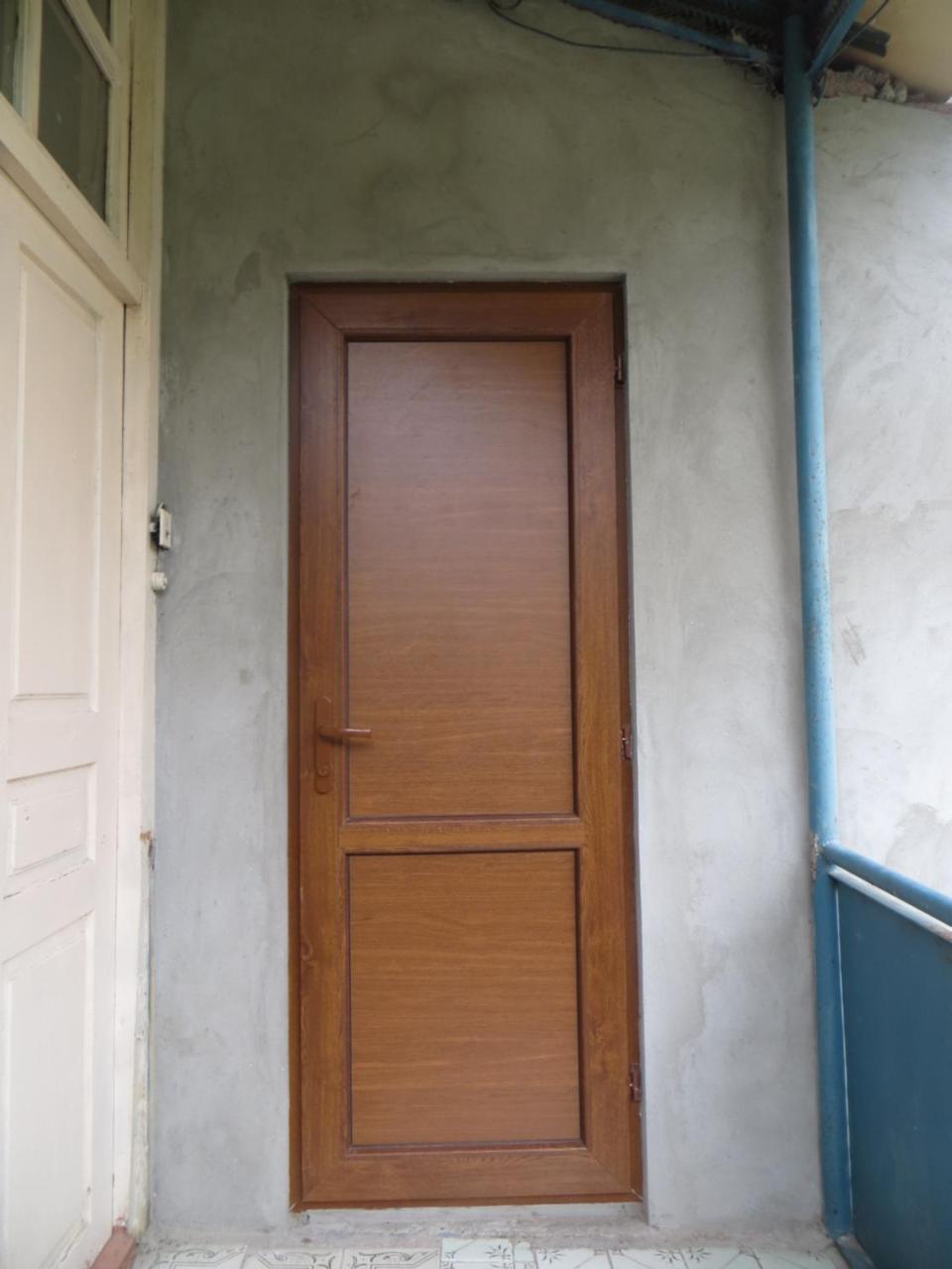 Marina Chartolani'S Guest House Mestia Ngoại thất bức ảnh