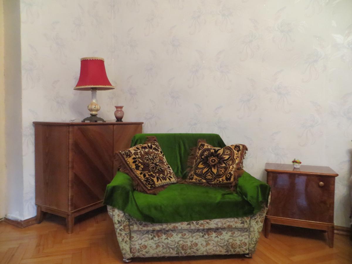 Marina Chartolani'S Guest House Mestia Ngoại thất bức ảnh